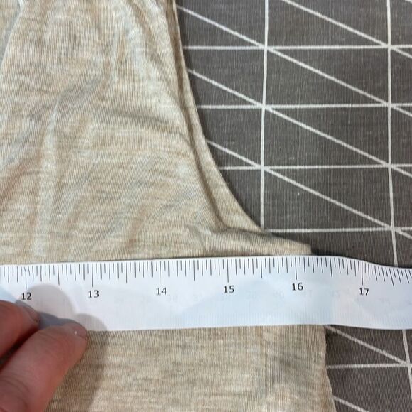 Miik Long Two Layer Beige Top Sleeveless - Picture 8 of 10